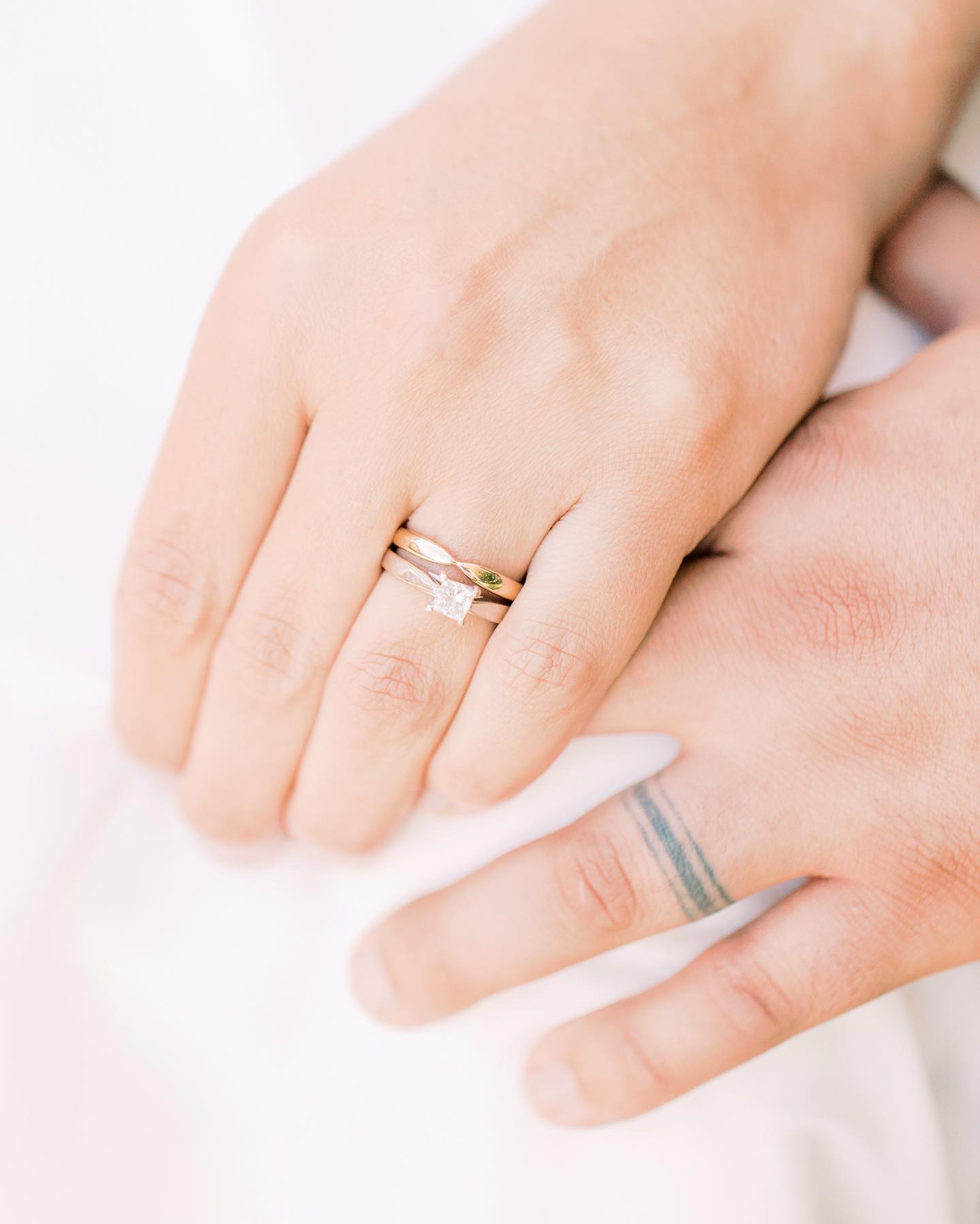 Tatuaje de Anillo de Boda de Un Sólo Compañero