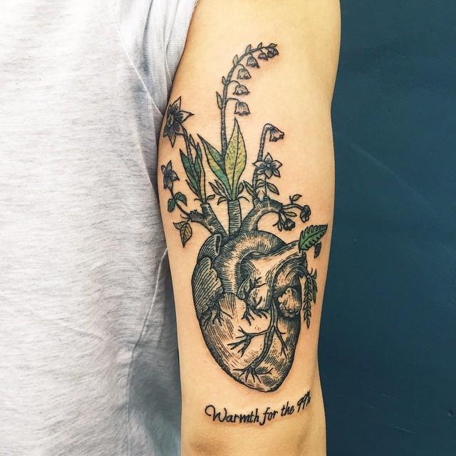 tatuaje brazo de hombre 421
