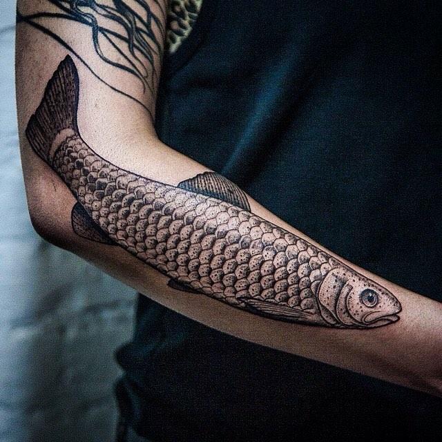 tatuaje brazo de hombre 481