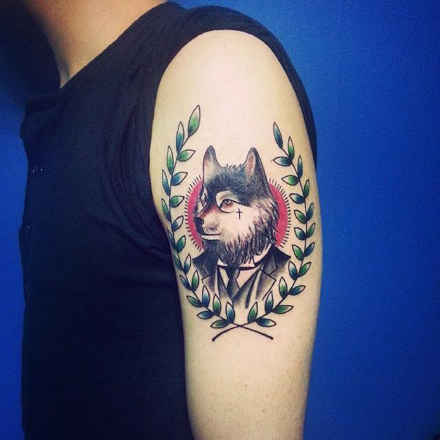 tatuaje brazo de hombre 541