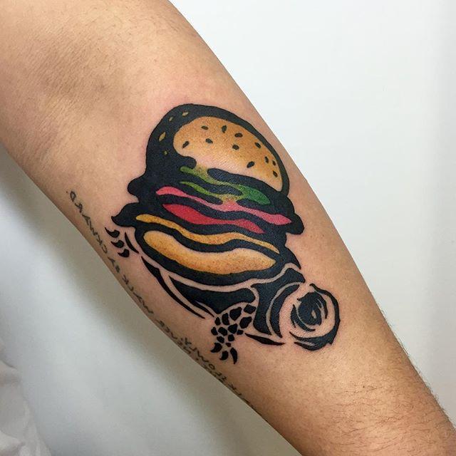 tatuaje brazo de hombre 71