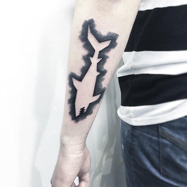 tatuaje brazo de hombre 981