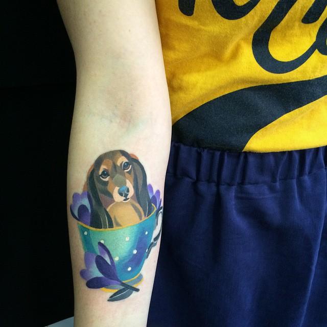 tatuaje brazo de mujer 571