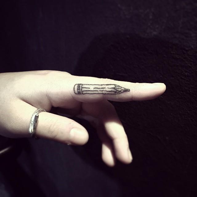 tatuaje dedos 251