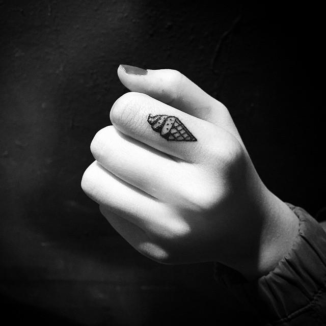 tatuaje dedos 361