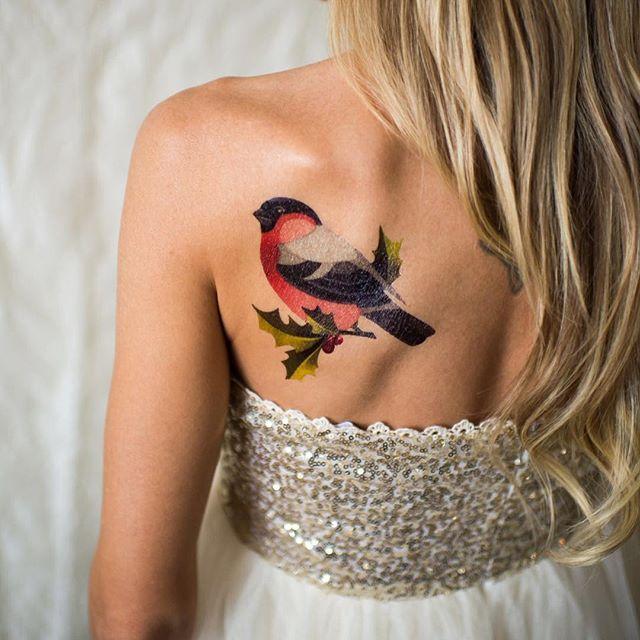 tatuaje espalda para mujer 01