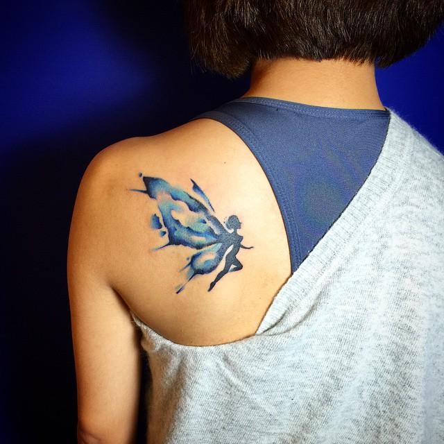 tatuaje espalda para mujer 171
