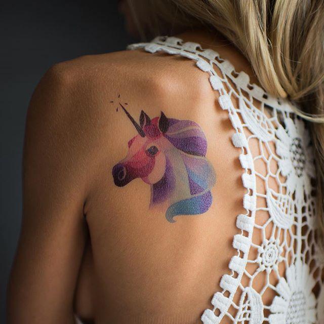 tatuaje espalda para mujer 271