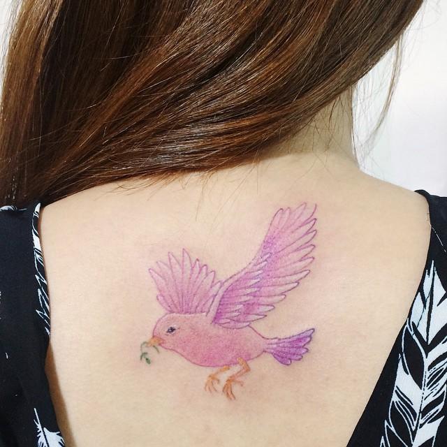 tatuaje espalda para mujer 571