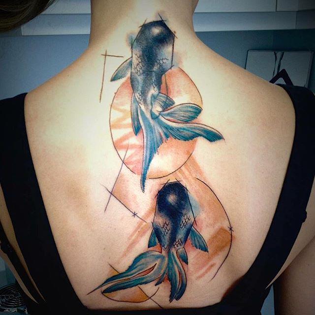 tatuaje espalda para mujer 851