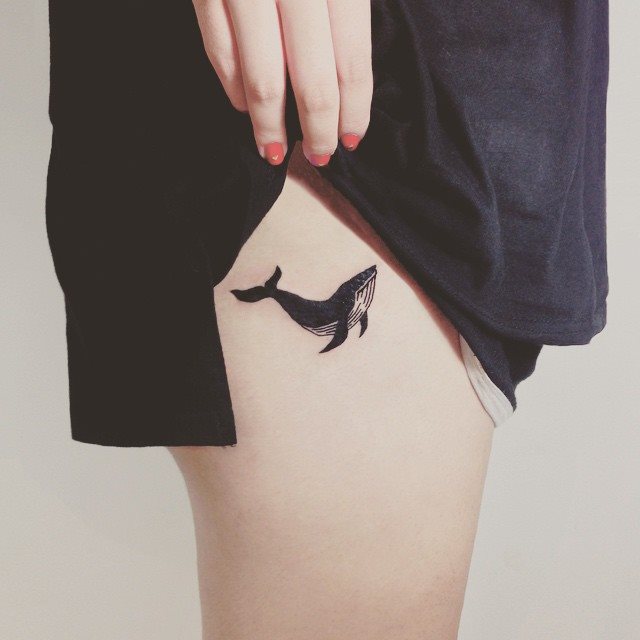 tatuaje mujer en la pierna 131