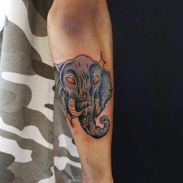 tatuaje elefantes 01