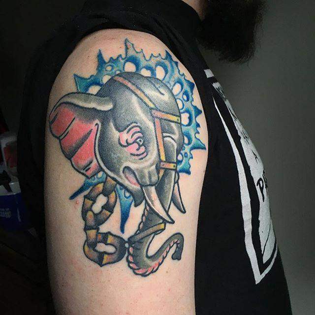 tatuaje elefantes 221