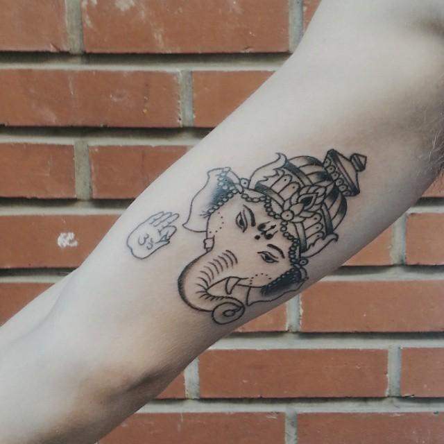 tatuaje elefantes 371