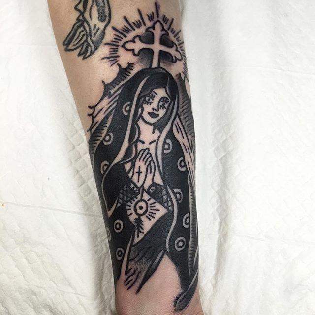 tatuaje virgen maria 361