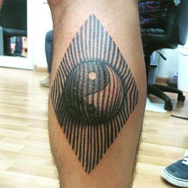tatuaje yin y yang 321