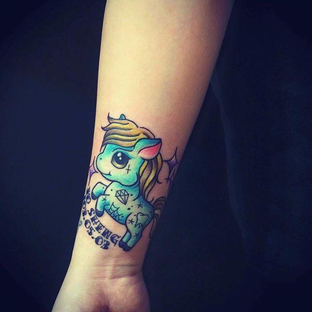 tatuaje caballo 121