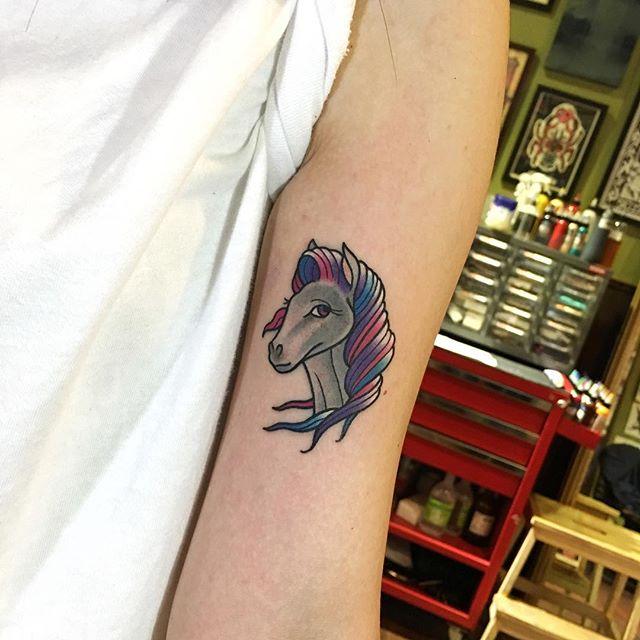tatuaje caballo 251