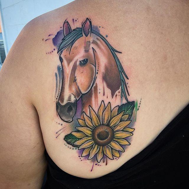 tatuaje caballo 451