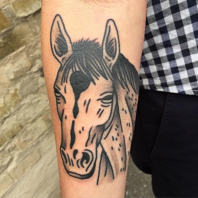 tatuaje caballo 521