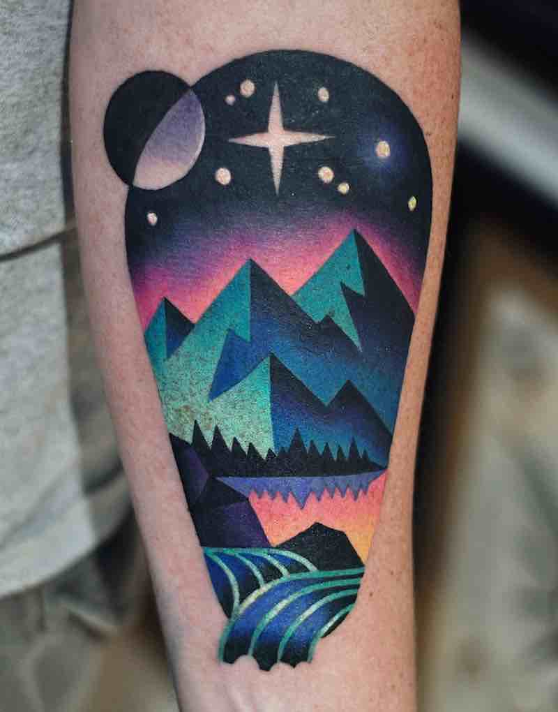 Un tatuaje de montaña bastante bueno Un tatuaje de montaña bastante bueno