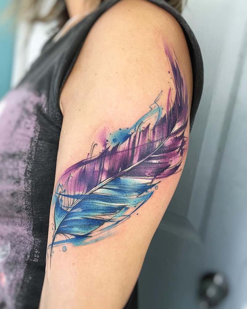 Perfecto Tatuaje de pluma Perfecto Tatuaje de pluma