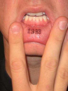 120-labio-inferior-tattoo