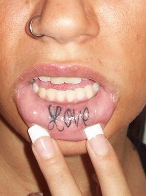 123-labio-inferior-tattoo