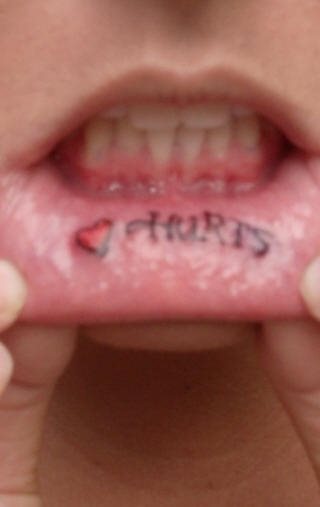 128-labio-inferior-tattoo