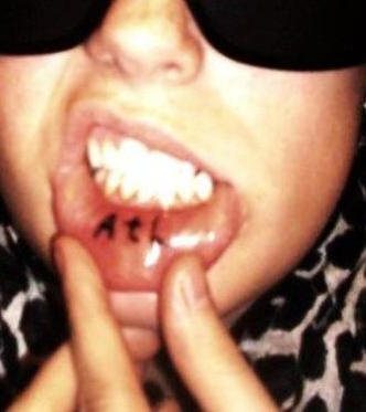 130-labio-inferior-tattoo