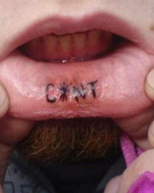 131-labio-inferior-tattoo