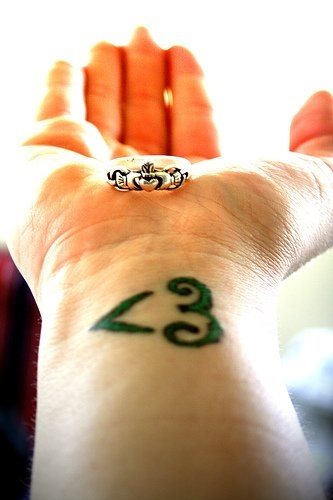 413-muneca-tattoo