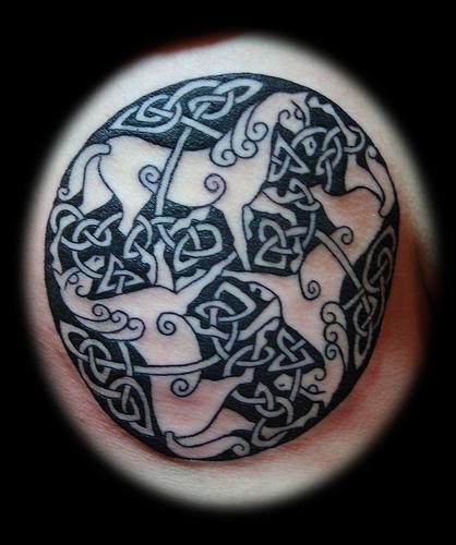 124-nudo-lazo-tattoo