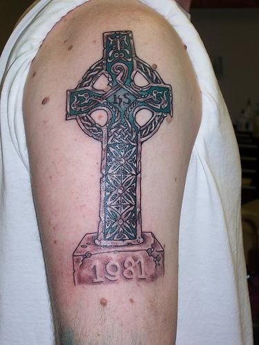 102-nudo-lazo-tattoo