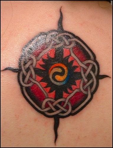 104-nudo-lazo-tattoo