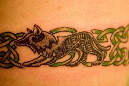 122-nudo-lazo-tattoo