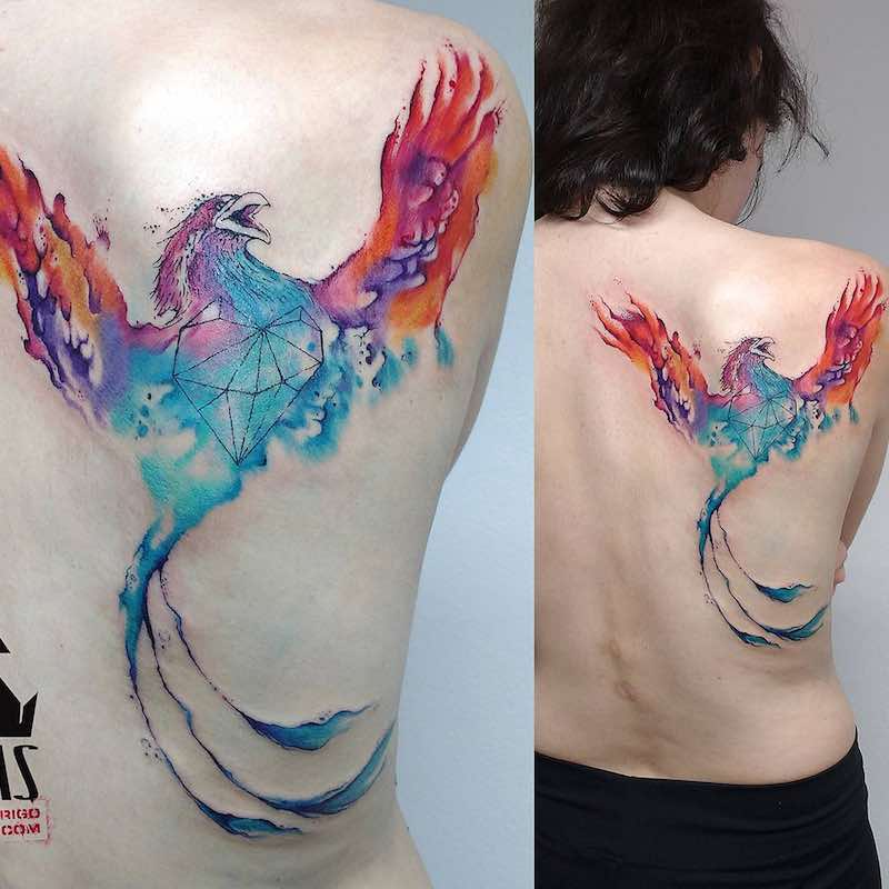 Increible tatuaje de fénix Increible tatuaje de fénix