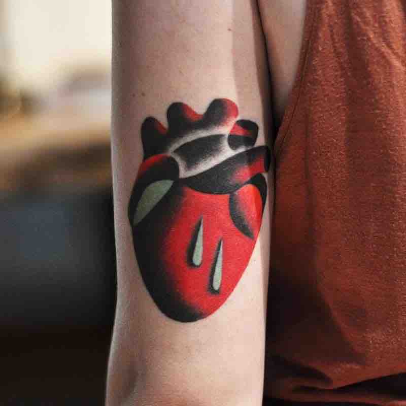 tatuaje de corazón para hombre tatuaje de corazón para hombre