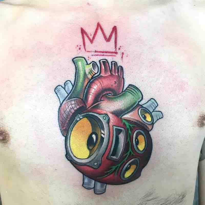 Un tatuaje de corazón moderno Un tatuaje de corazón moderno