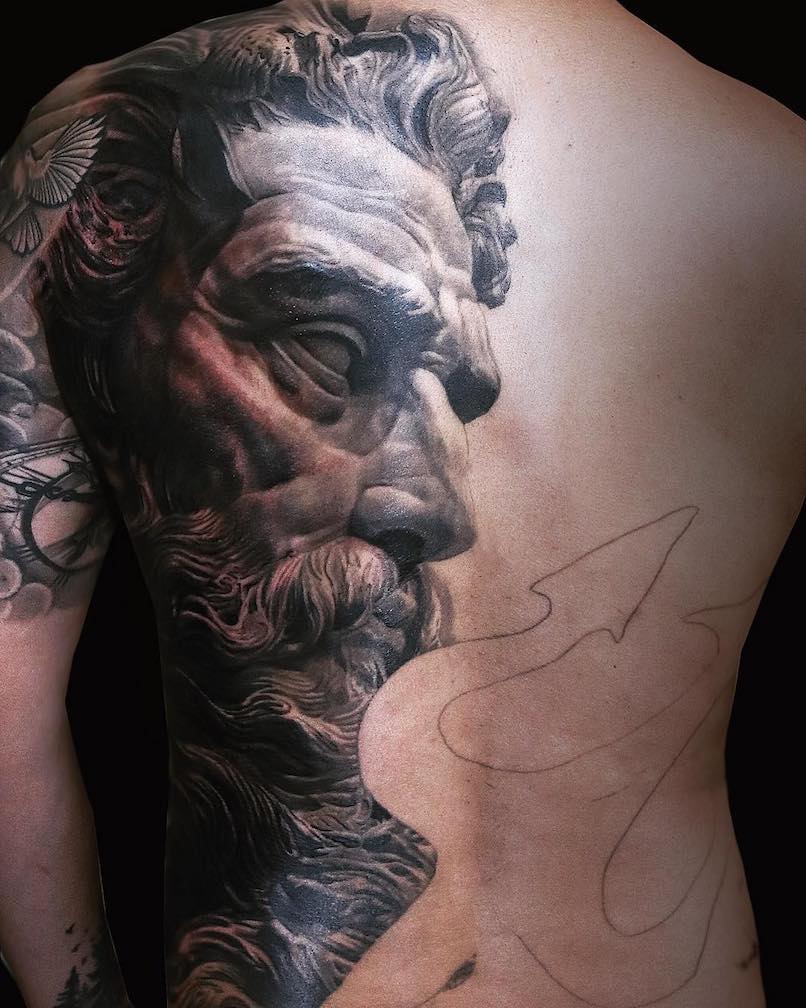 Un tatuaje de Poseidón bastante interesante Un tatuaje de Poseidón bastante interesante