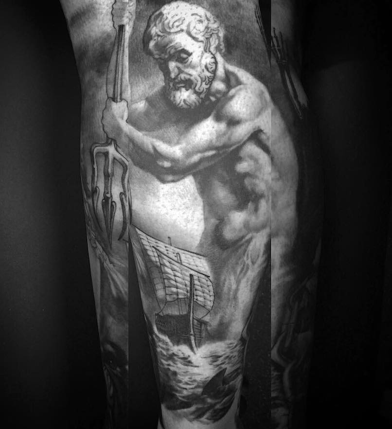 Fantástico tatuaje de Poseidón Fantástico tatuaje de Poseidón