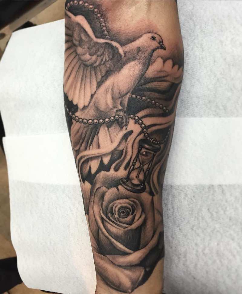 tatuaje de paloma perfecto para hombre tatuaje de paloma perfecto para hombre