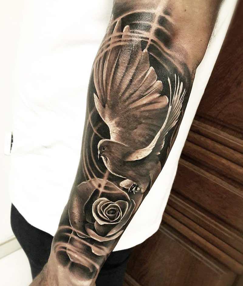 tatuaje de paloma para hombre tatuaje de paloma para hombre