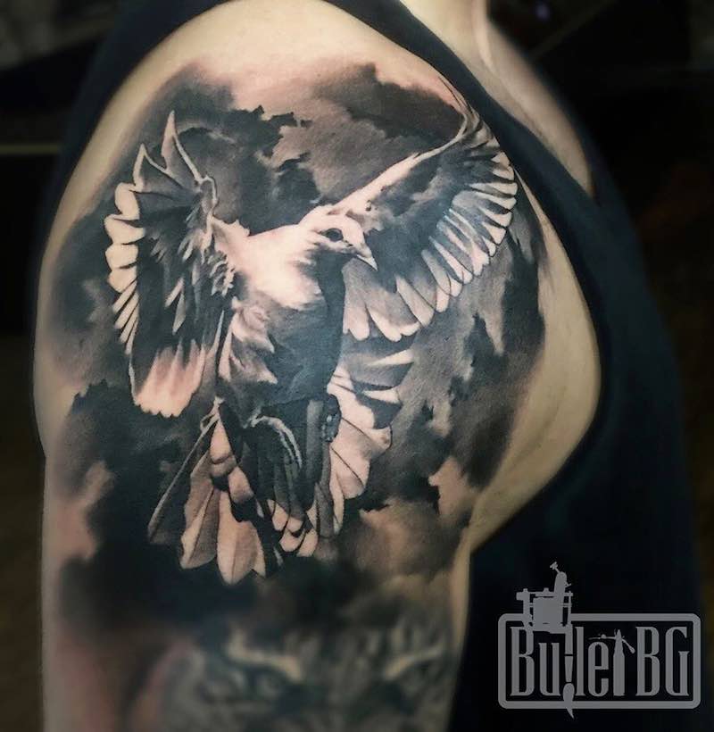 tatuaje de paloma para hombre tatuaje de paloma para hombre