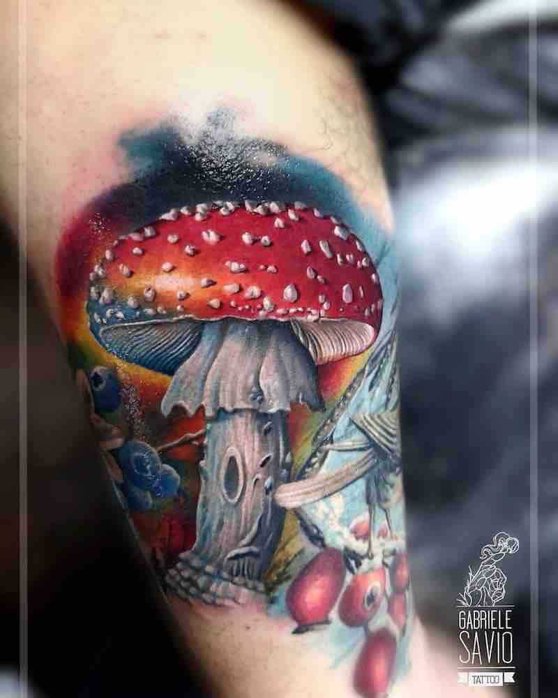 Fantástico tatuaje de seta Fantástico tatuaje de seta