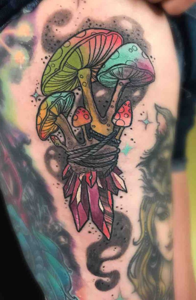 Increible tatuaje de seta Increible tatuaje de seta