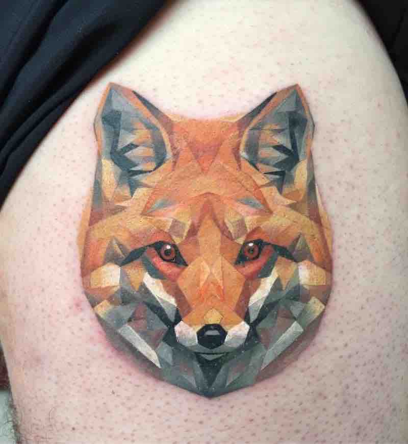 Un tatuaje de zorro bastante interesante Un tatuaje de zorro bastante interesante