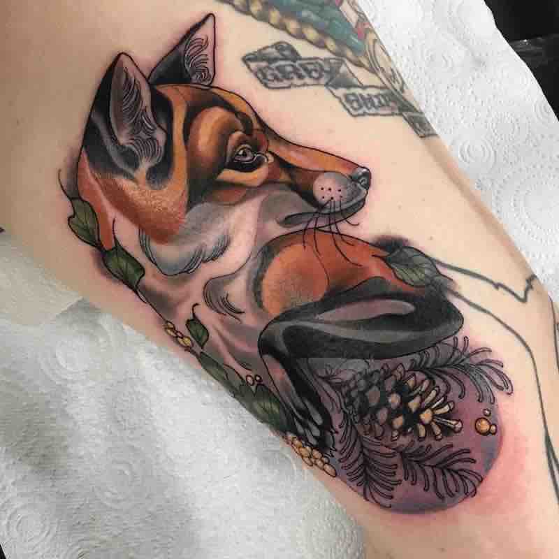 Un tatuaje de zorro actual Un tatuaje de zorro actual