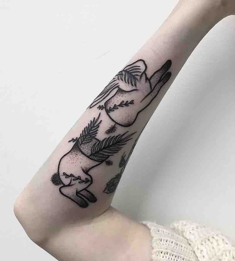 Fantástico tatuaje de conejo Fantástico tatuaje de conejo