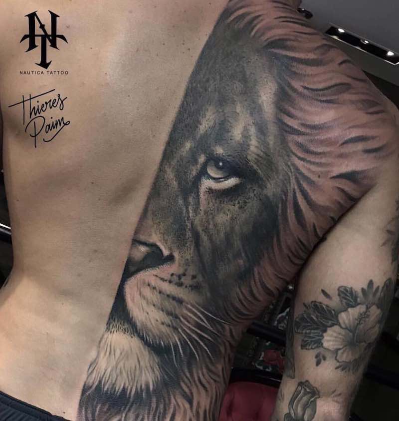 Un tatuaje de león de este año Un tatuaje de león de este año